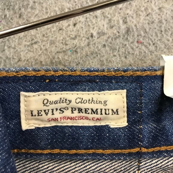 New Levi’s Premium Women Deconstructed Hem Denim Skirt in Halfsies size 24 - Picture 10 of 13